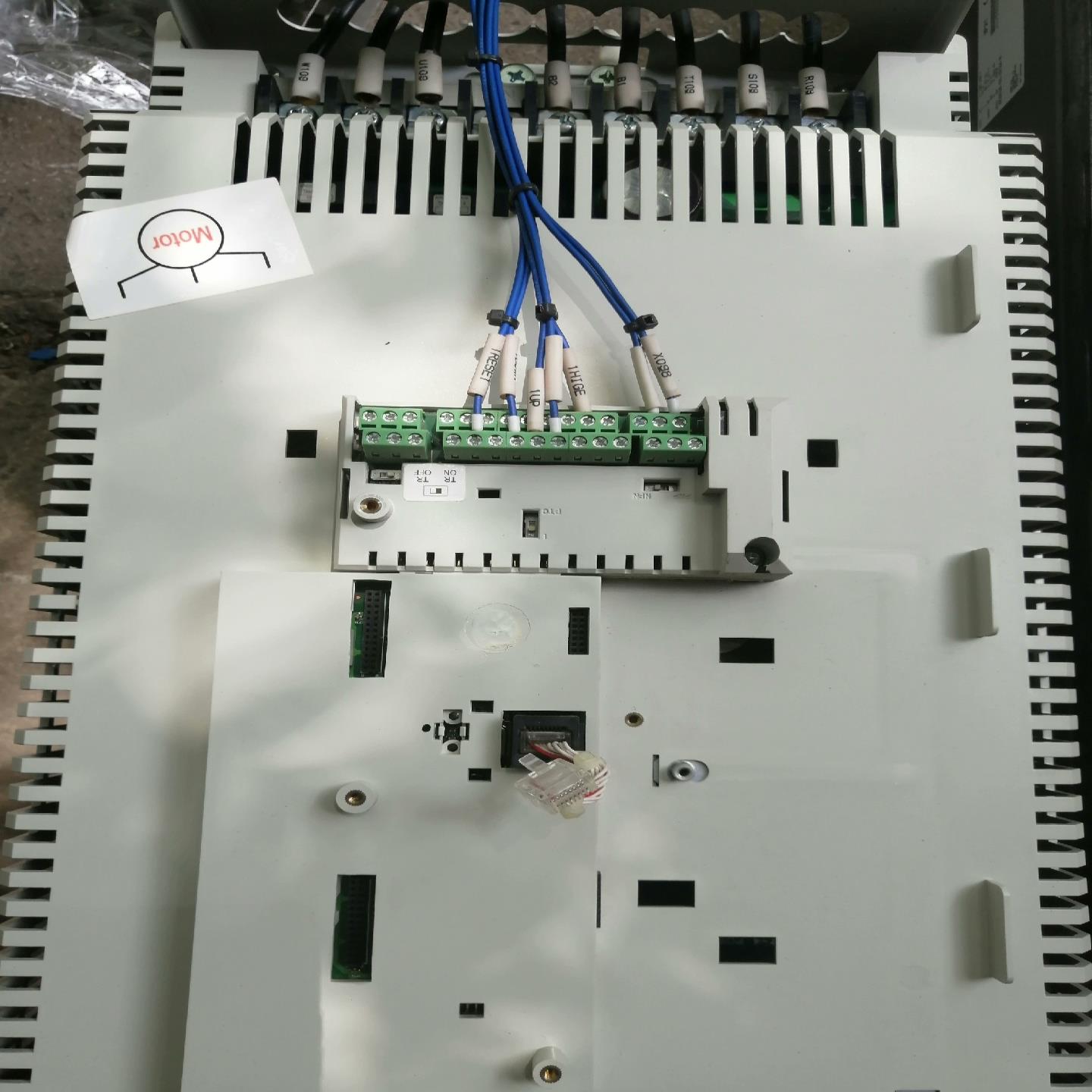 议~LS产电18.5KW变频器SV0185IS7-4N0