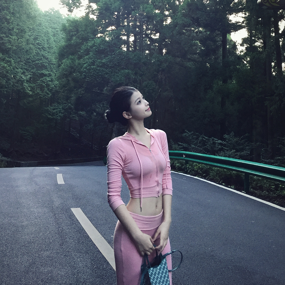 Fiala简约修身运动套装