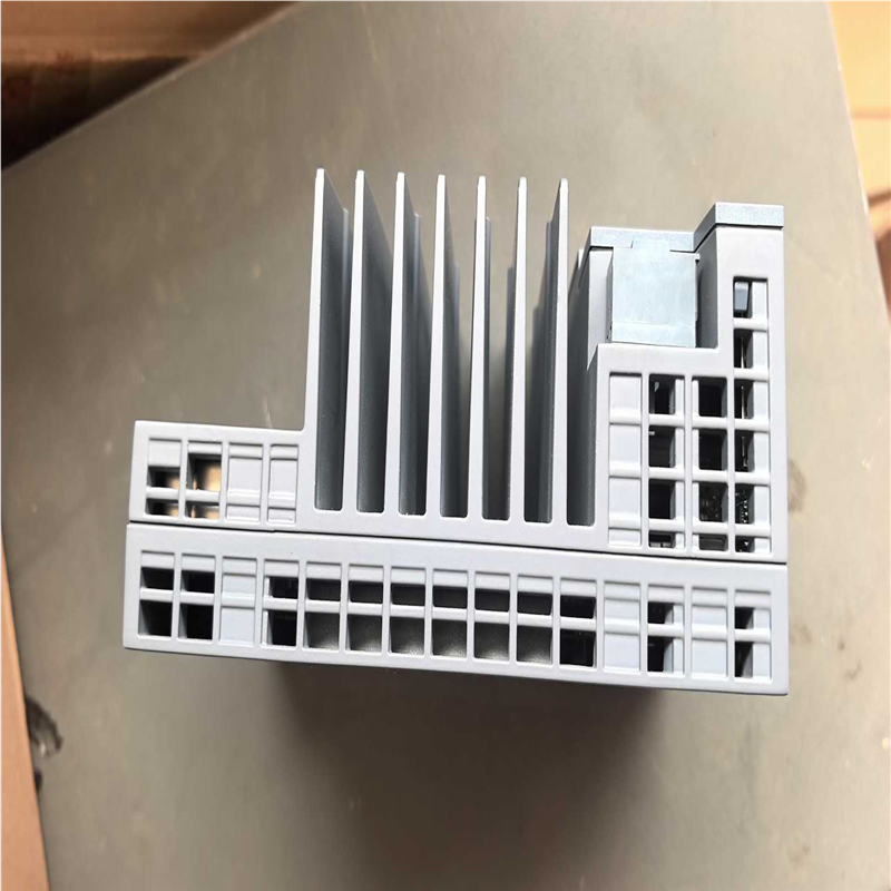 (询价)PLC  6ES7 677-2DB40-0AA0 一台