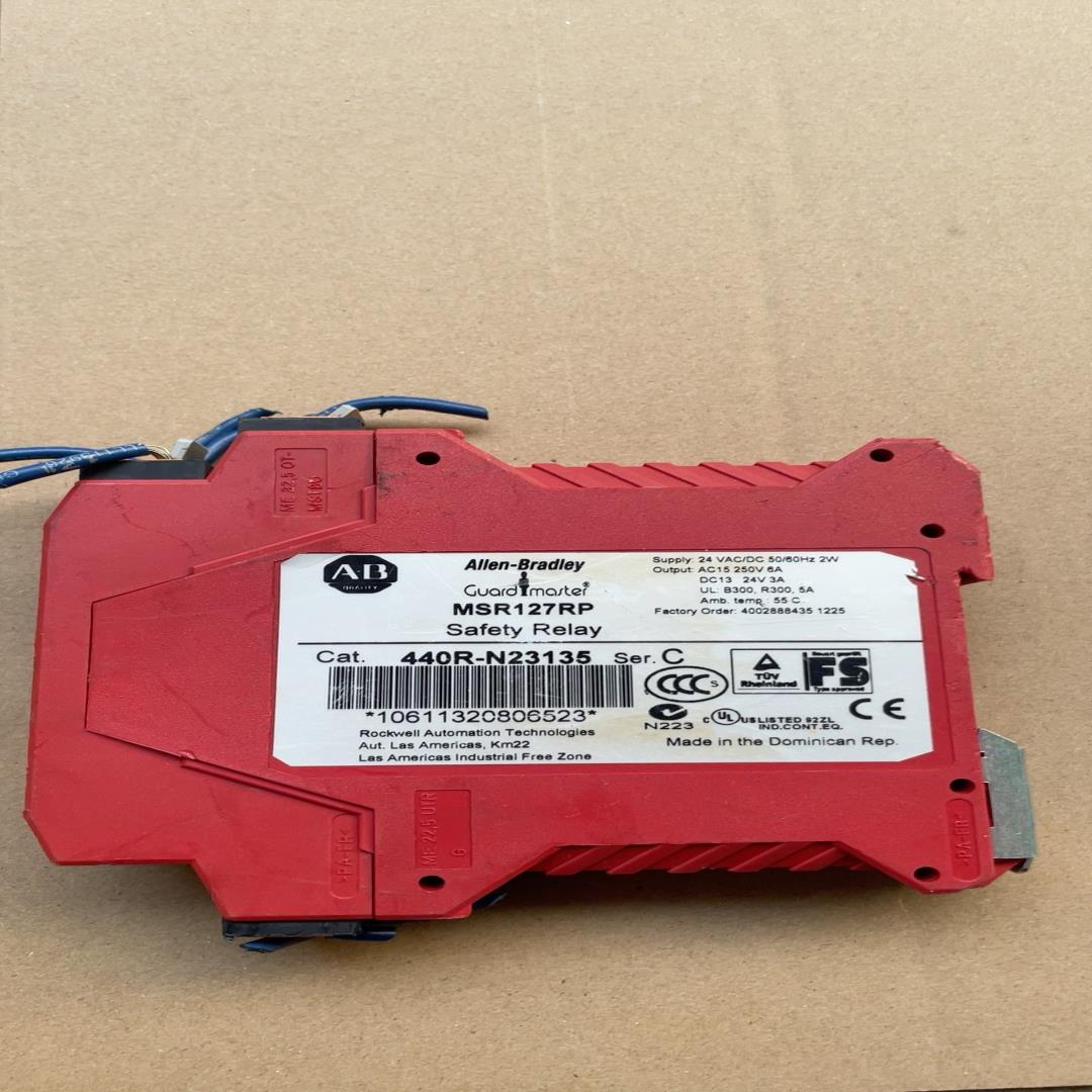 罗克韦尔msr127rp安全继电器件 少了个端子（憨憨电子）