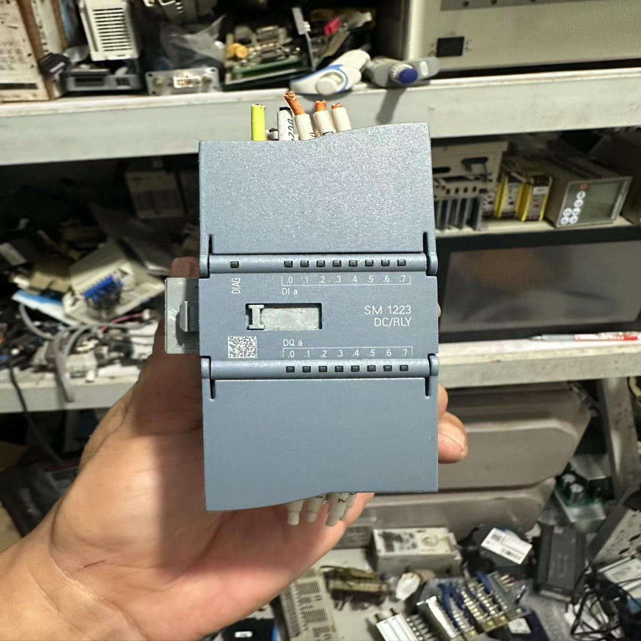 (询价)6ES7223-1PH32-0XB0，品相好。