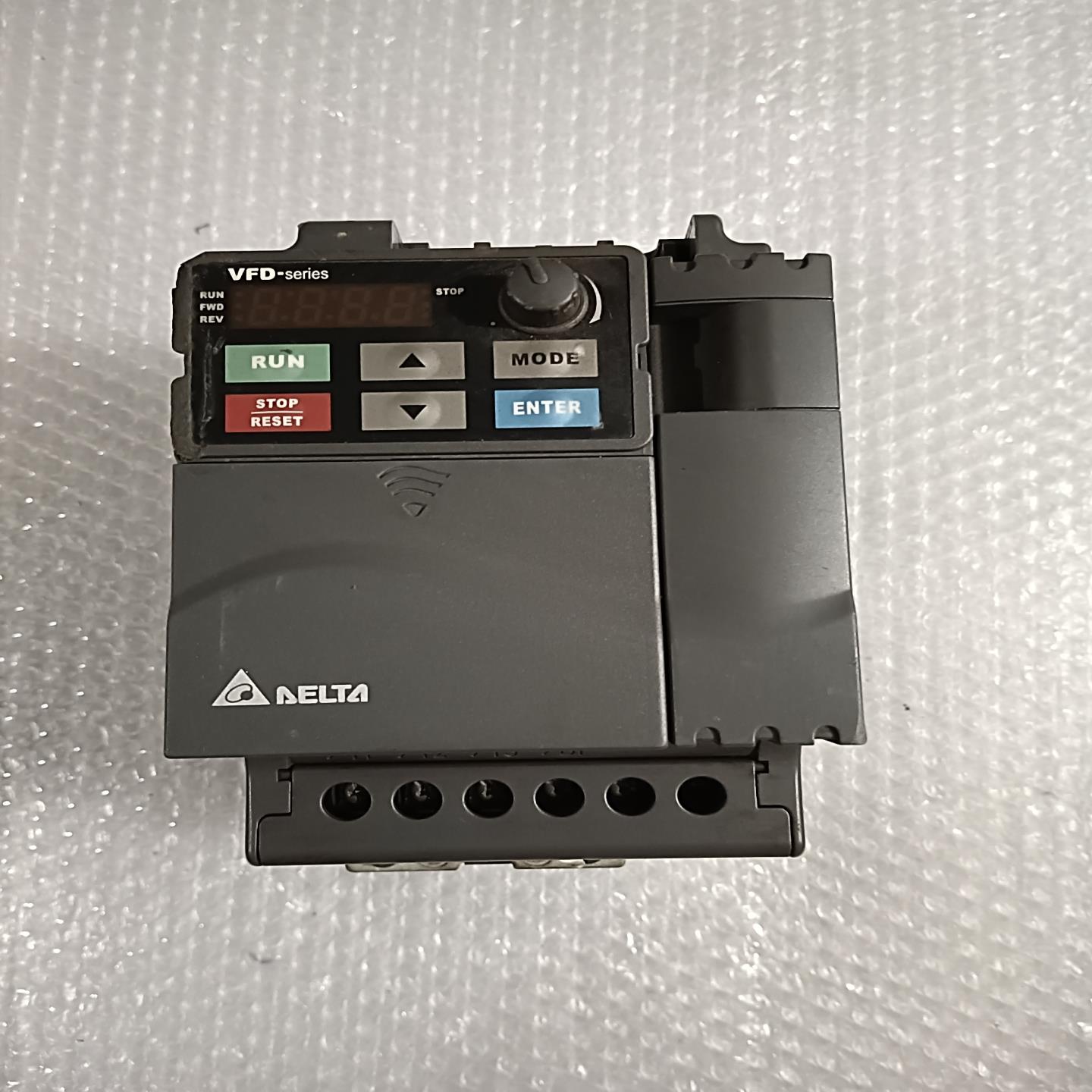 议~台达E系列变频器VFD037E43A-M，3.7KW 380