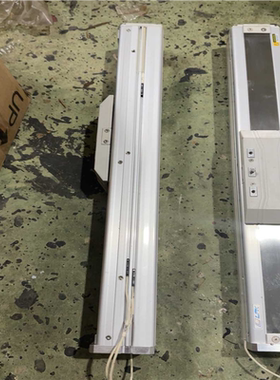 LPK全封闭单轨滑台行程300mm，丝杆1510，总长560~议价