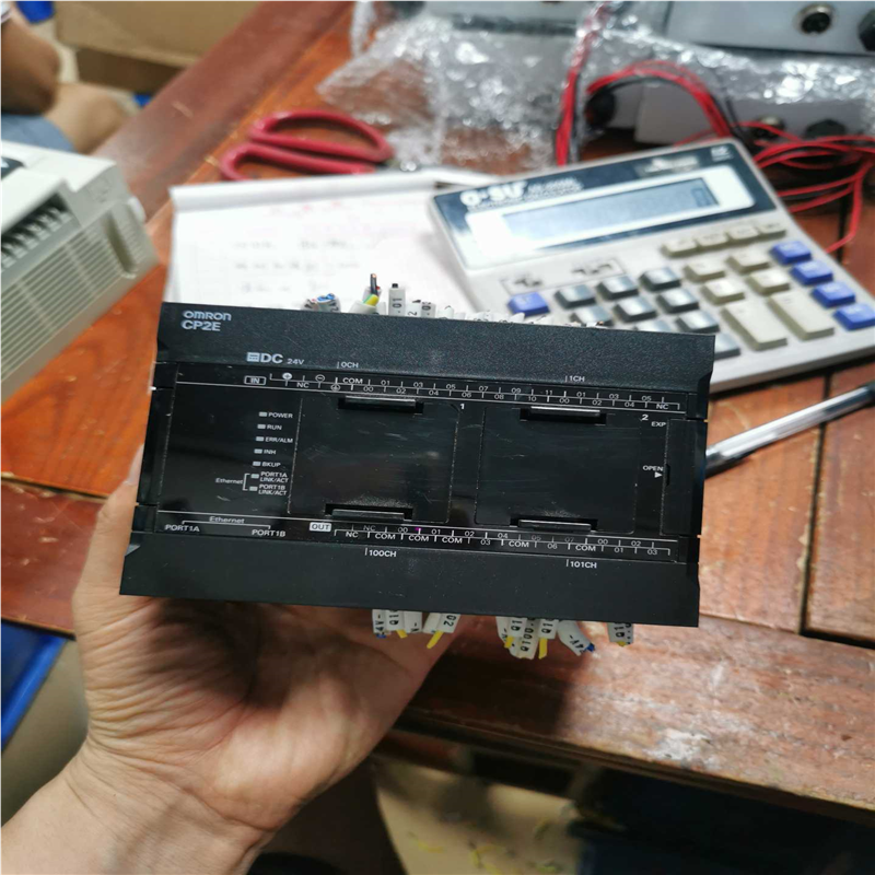 PLC，型号CP2-N30DT-D，一条，(崽崽配件）