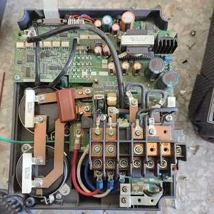 BC186A697G52 议价A74MA7.5B 三菱变频器电源