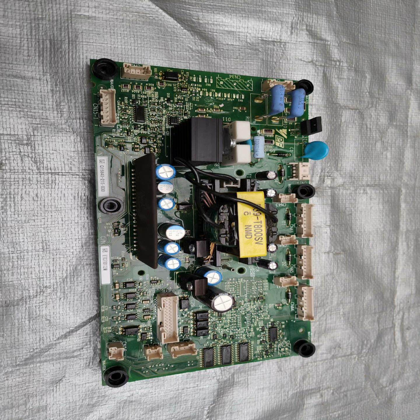 ETC710112安川驱动板A1000/E1000 37Kw~议价,3C数码配件,其它配件,淘宝优惠券,粉丝福利购,淘宝优惠卷