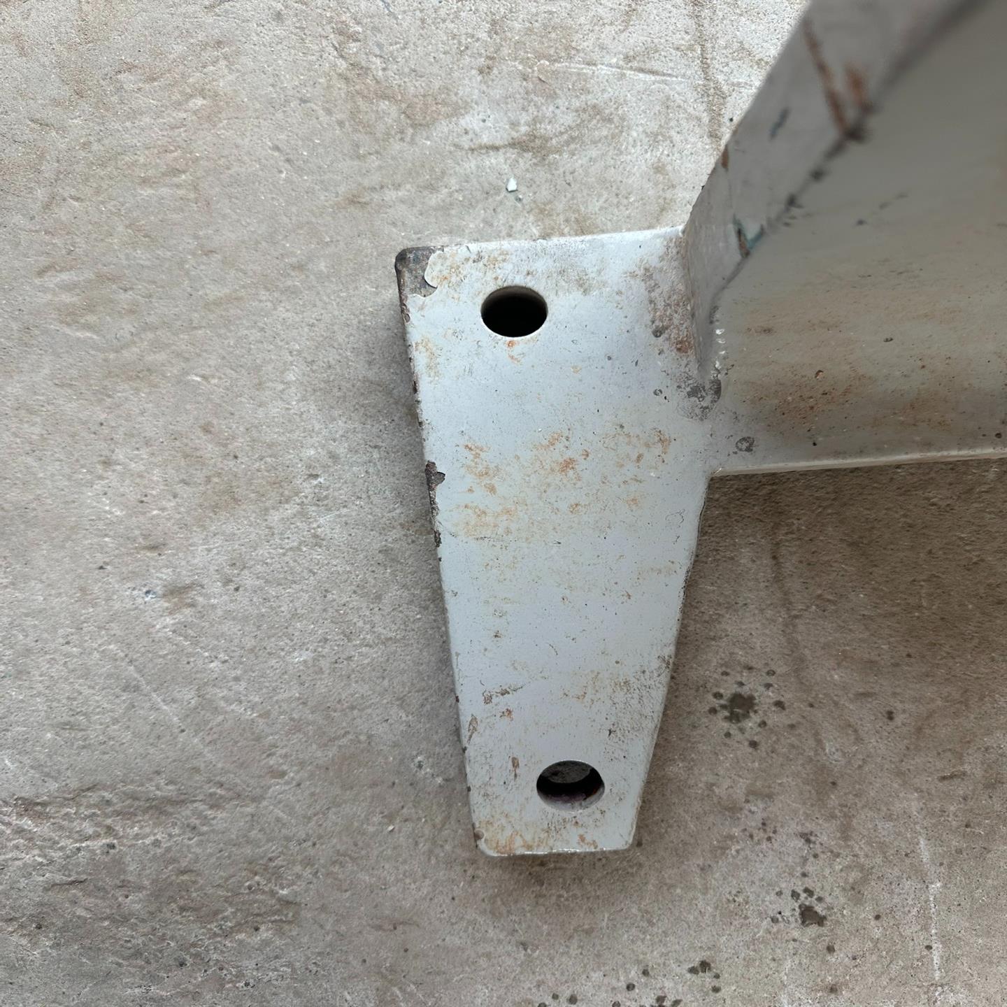 议~罗托克执行器安装支架，带中轴，，成色可以。