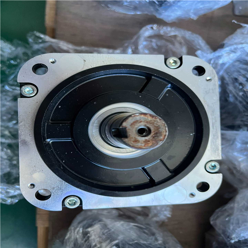 安川七系1.3kw伺服电机值M2总线款带刹车SGD7S议价