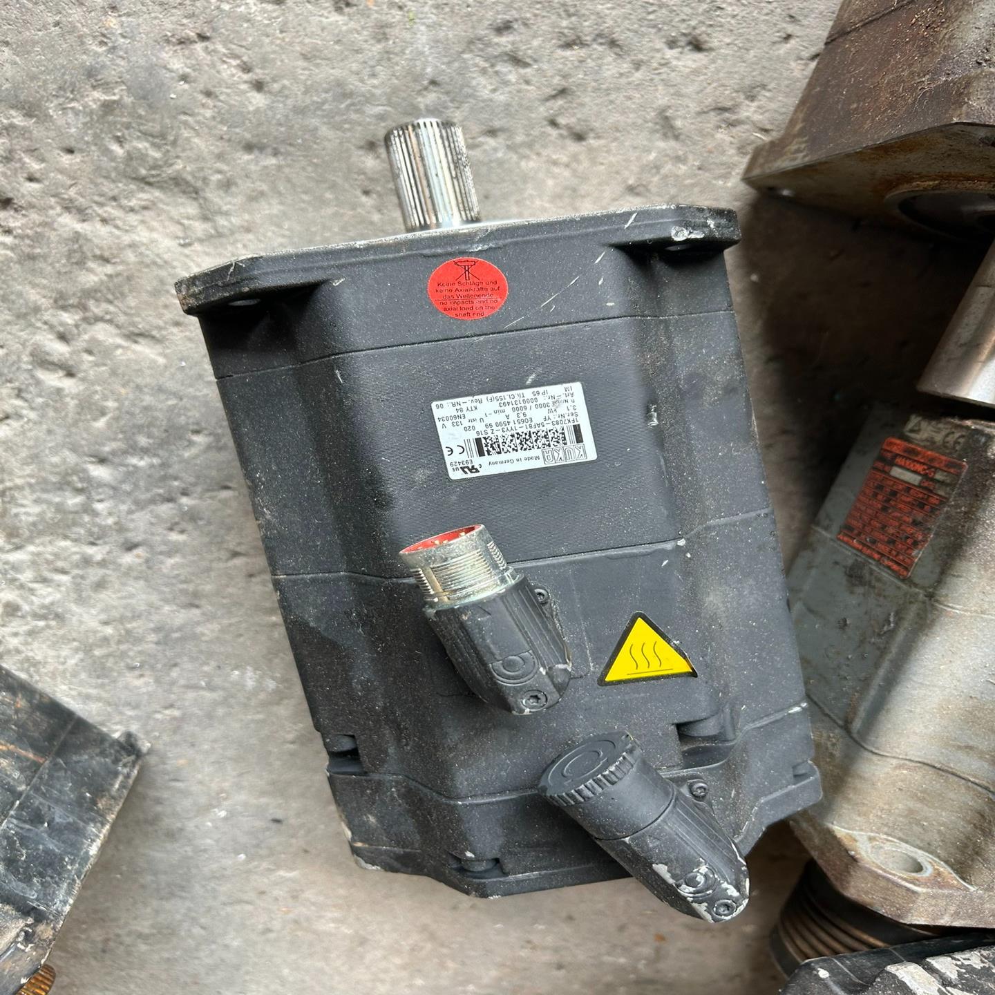 库卡电机 新的没用过1FK7063-5AF81-1YY3-议价