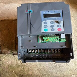 【汇生】欧华变频器，7.5kw，缺下盖，拆机产品【议价】