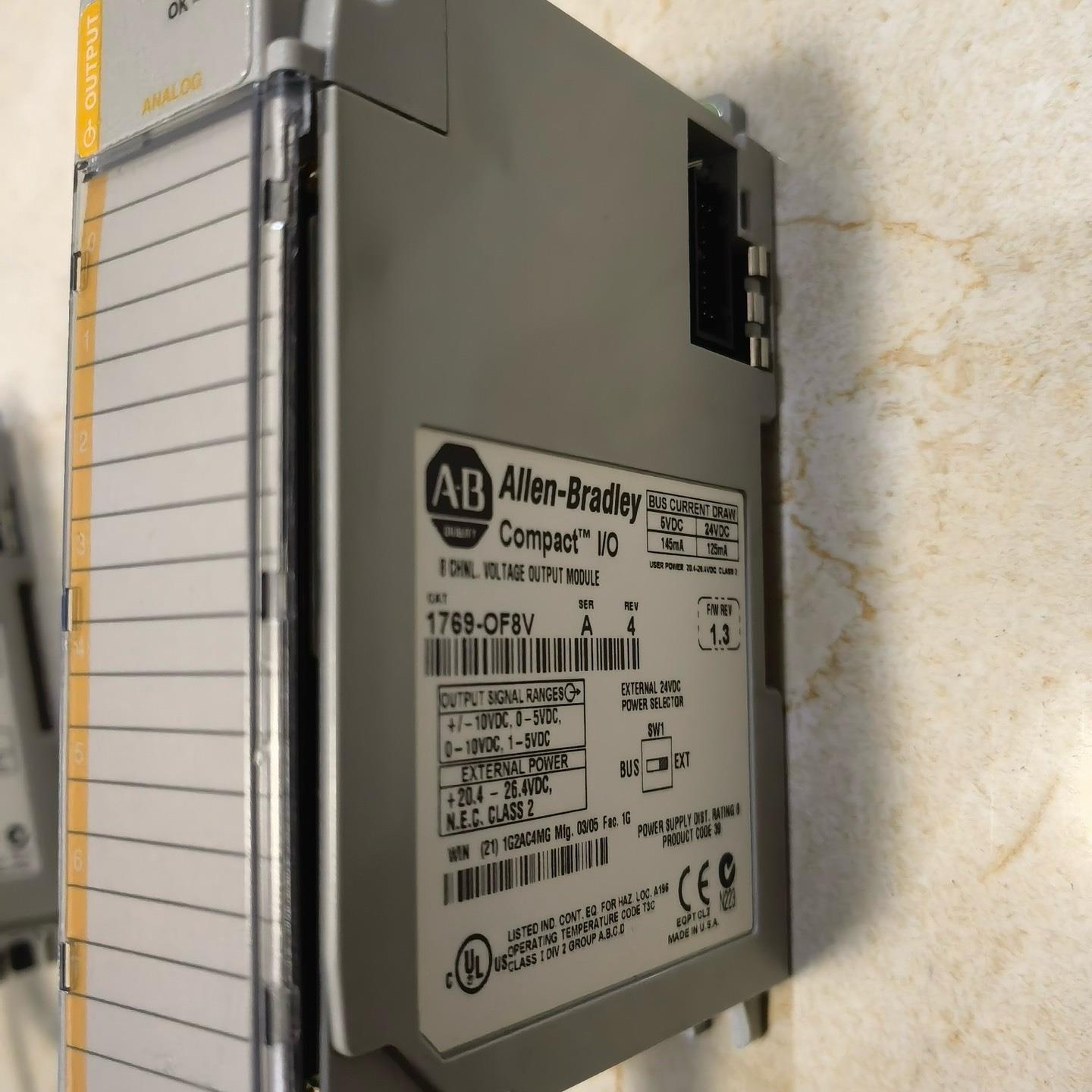 1769-OF8V二手功能正常，图片实物，议价（崽载电子）