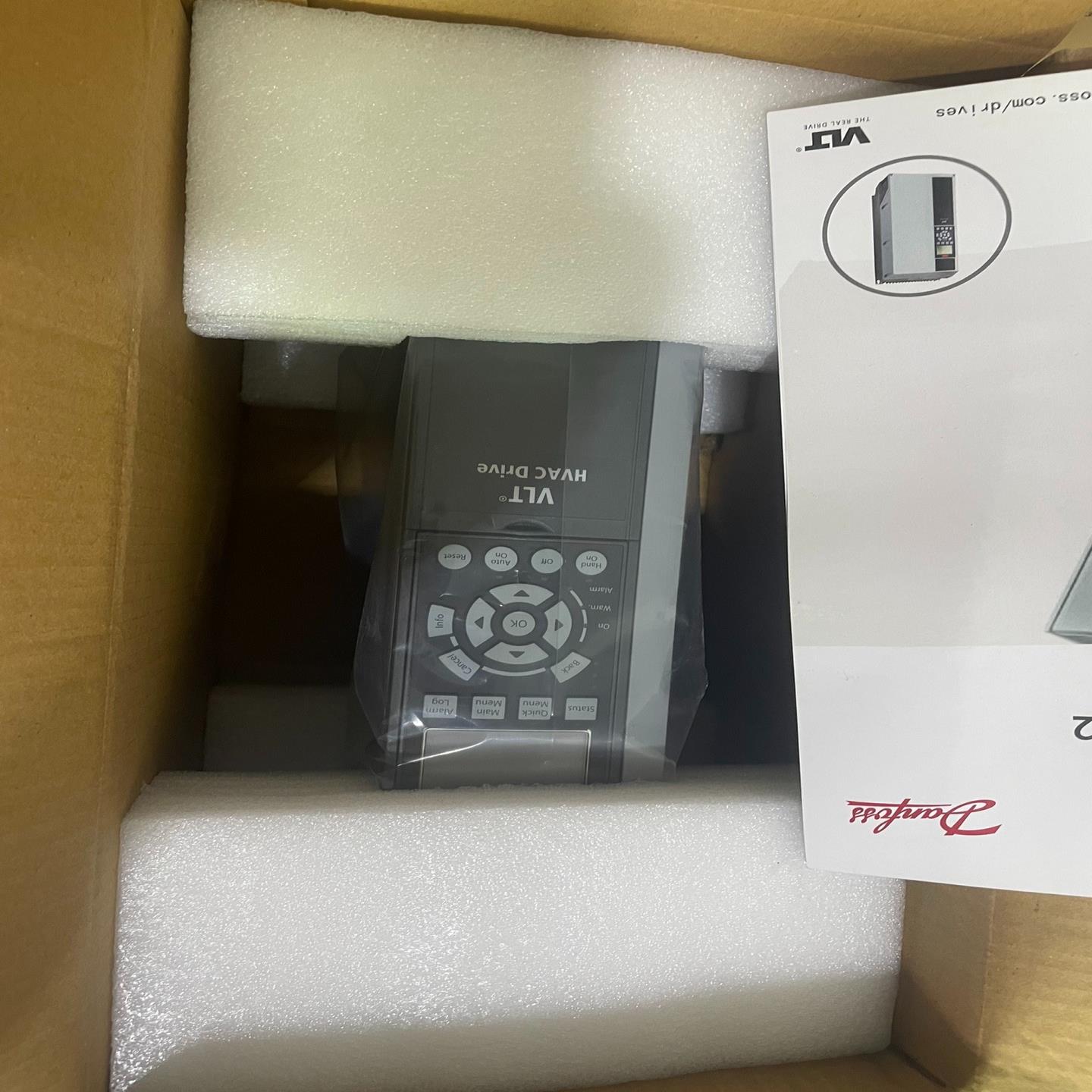 VLT2940PT4B20STR0DBF00A00C1(崽崽配件）