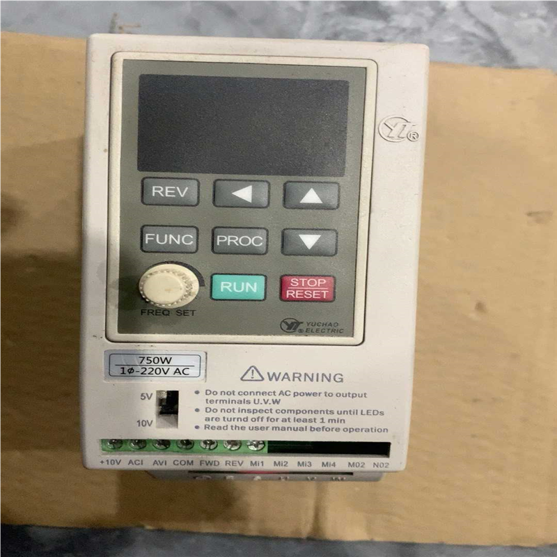 询价~拆机件：上海亚泰(禹超)变频器YTB0007MG2S2A0，