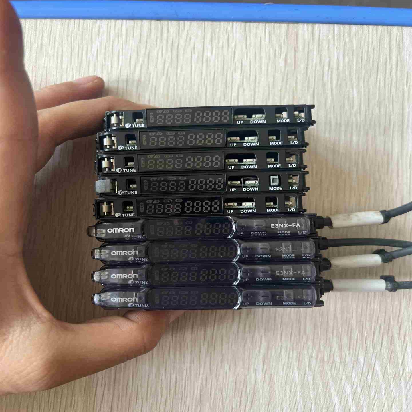 OMRON光纤放大器E3NX-FA65个按键议价