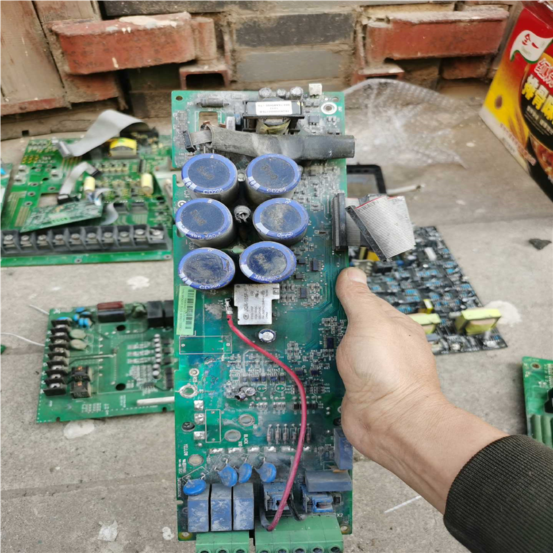 ABB变频器ACS510/550驱动板SINT4220C，带~议价