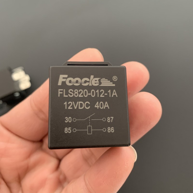 热销40A30A通用继电器12V24V铜线圈汽车大灯喇叭油磊4脚5脚带线座