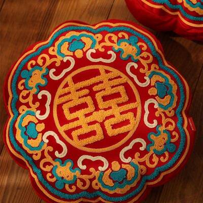 喜字枕结婚HLL抱一婚庆婚房布置红压床色靠垫对订婚新婚电商