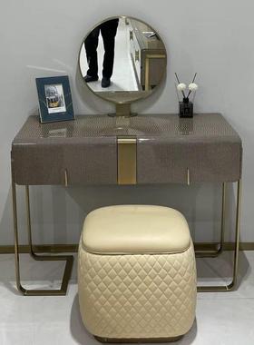 意梳式极简轻奢妆后代港CNN式高端台烤现漆化妆桌