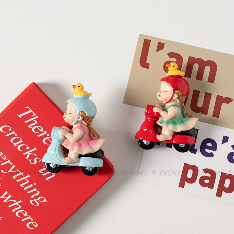 可爱机车女孩冰箱贴磁贴网红3d立体磁性贴个性创意磁吸装饰吸金小