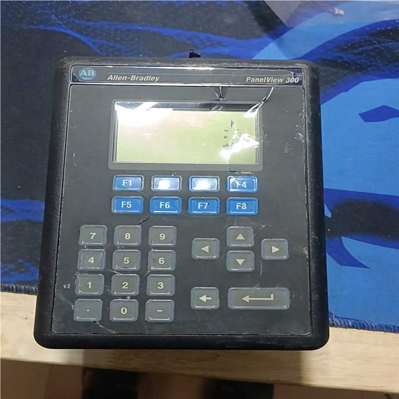 AB触摸屏  2711-K3A2L1功能正常液晶有点实物（反映电子）