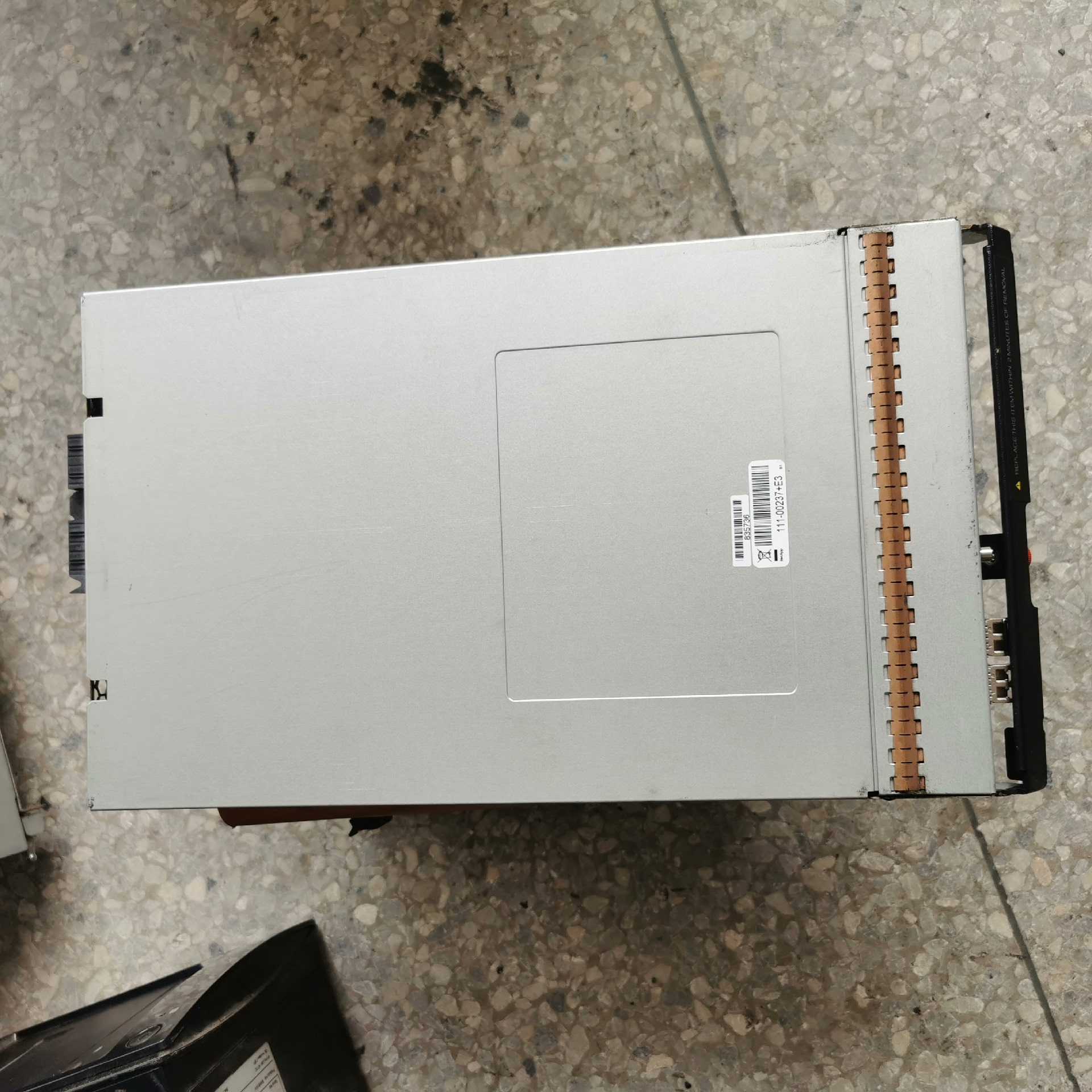 (询价)FAS2020 存储控制器 型号111-00237+E3 原