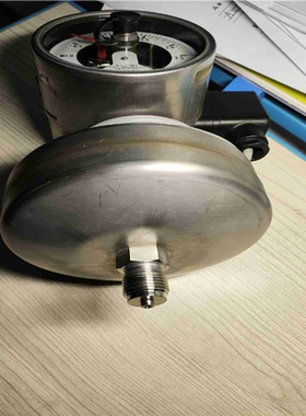 632.51.100 威卡电接点压力表 0-2.5mbar~议价