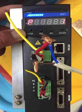 众为兴伺服运动控制器 QS7AA020M 成色靓议价