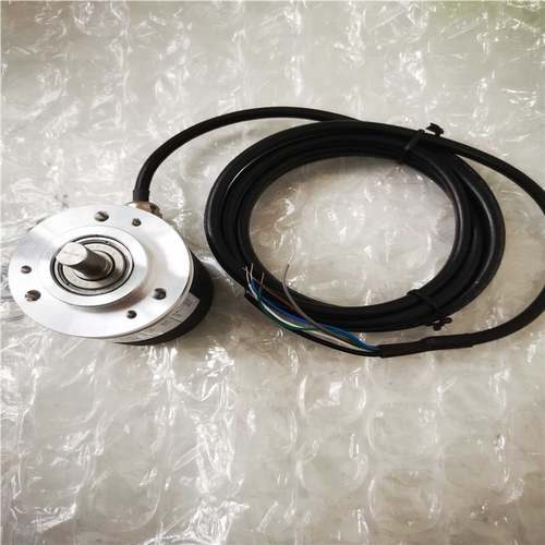 瑞士  宜科 型号EB50B8-4PAR-1024  全新~议价