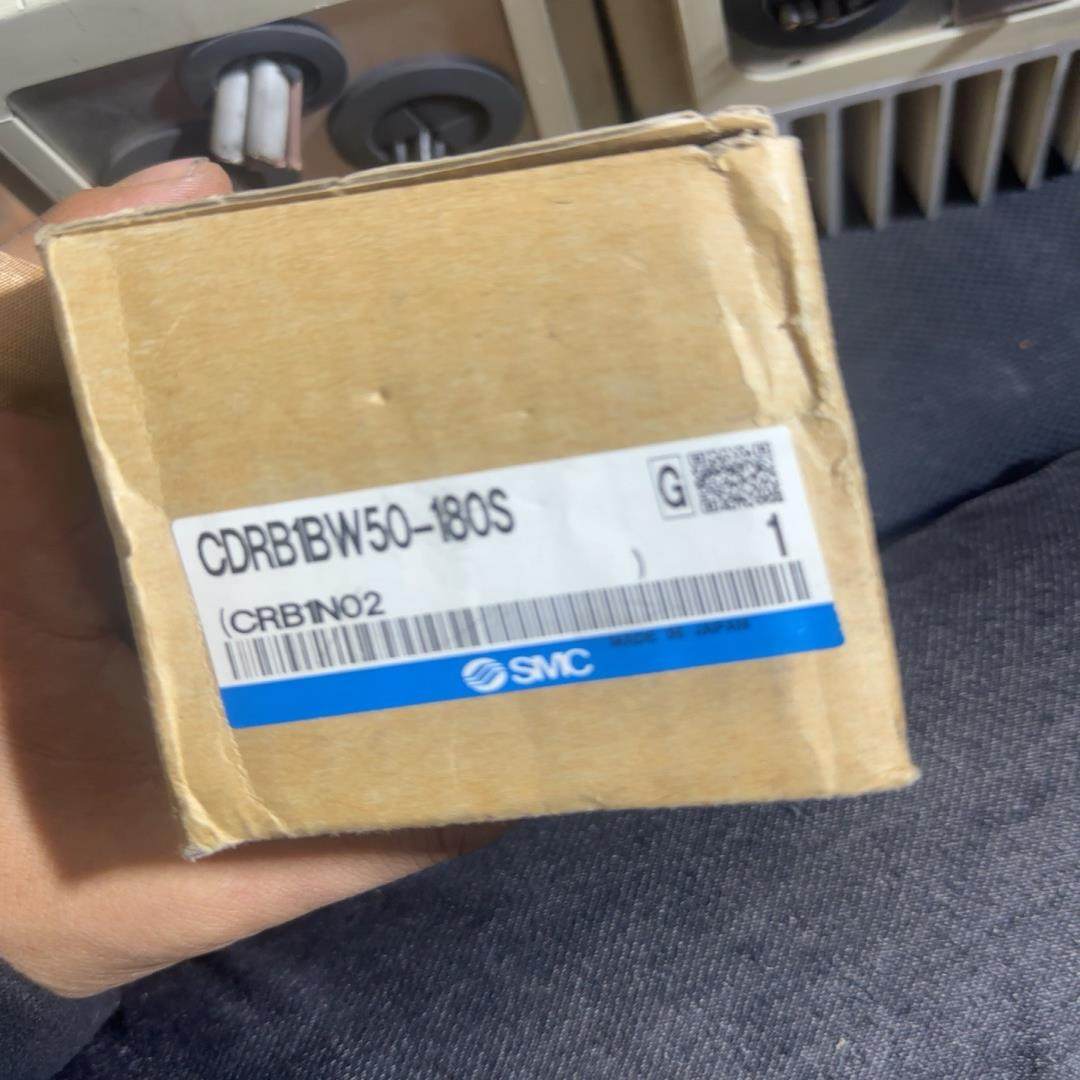 【顺庆】全新原装旋转气缸CRB1BW63-180S两只【议价】