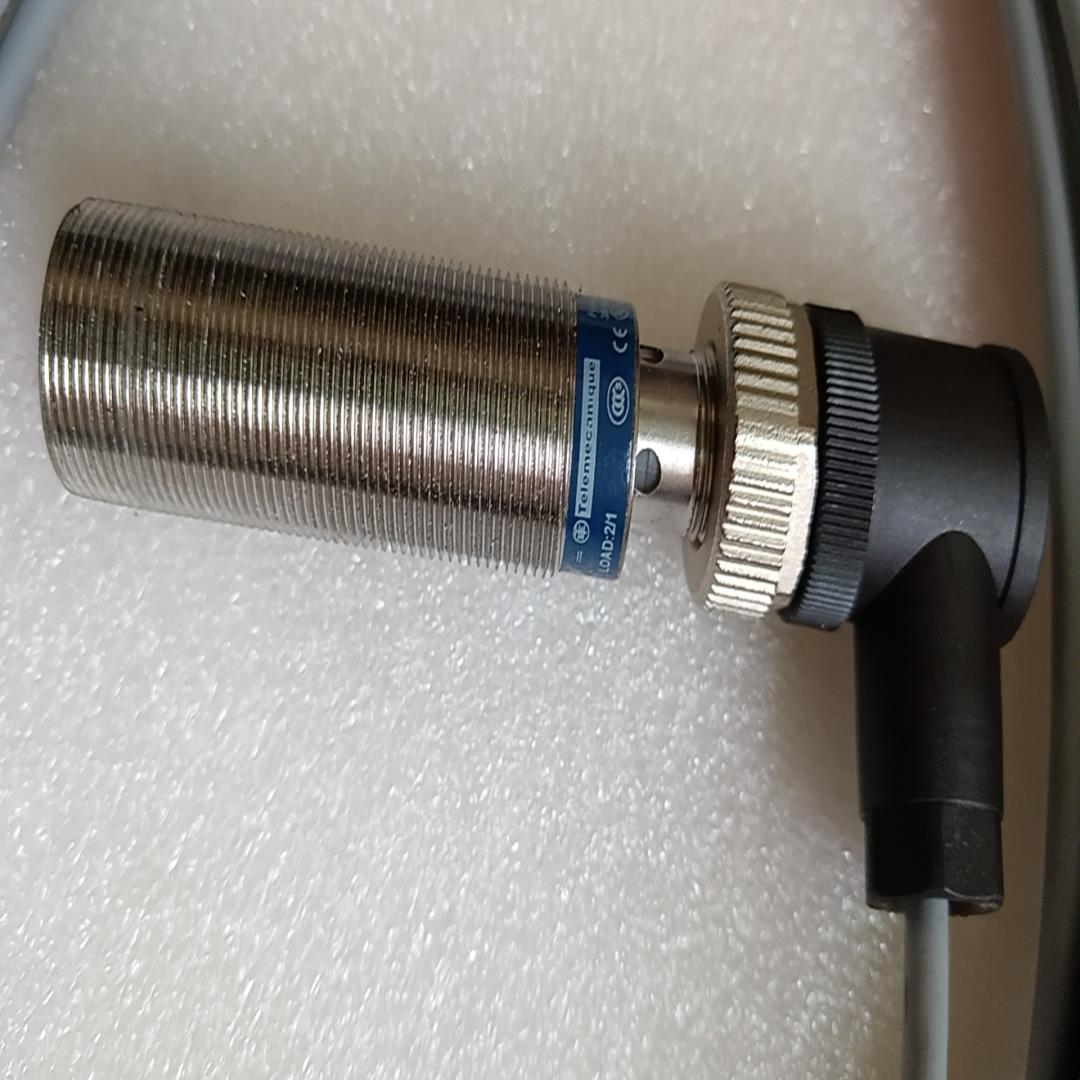 议~主机转速传感器 探头XS618B1NBM12