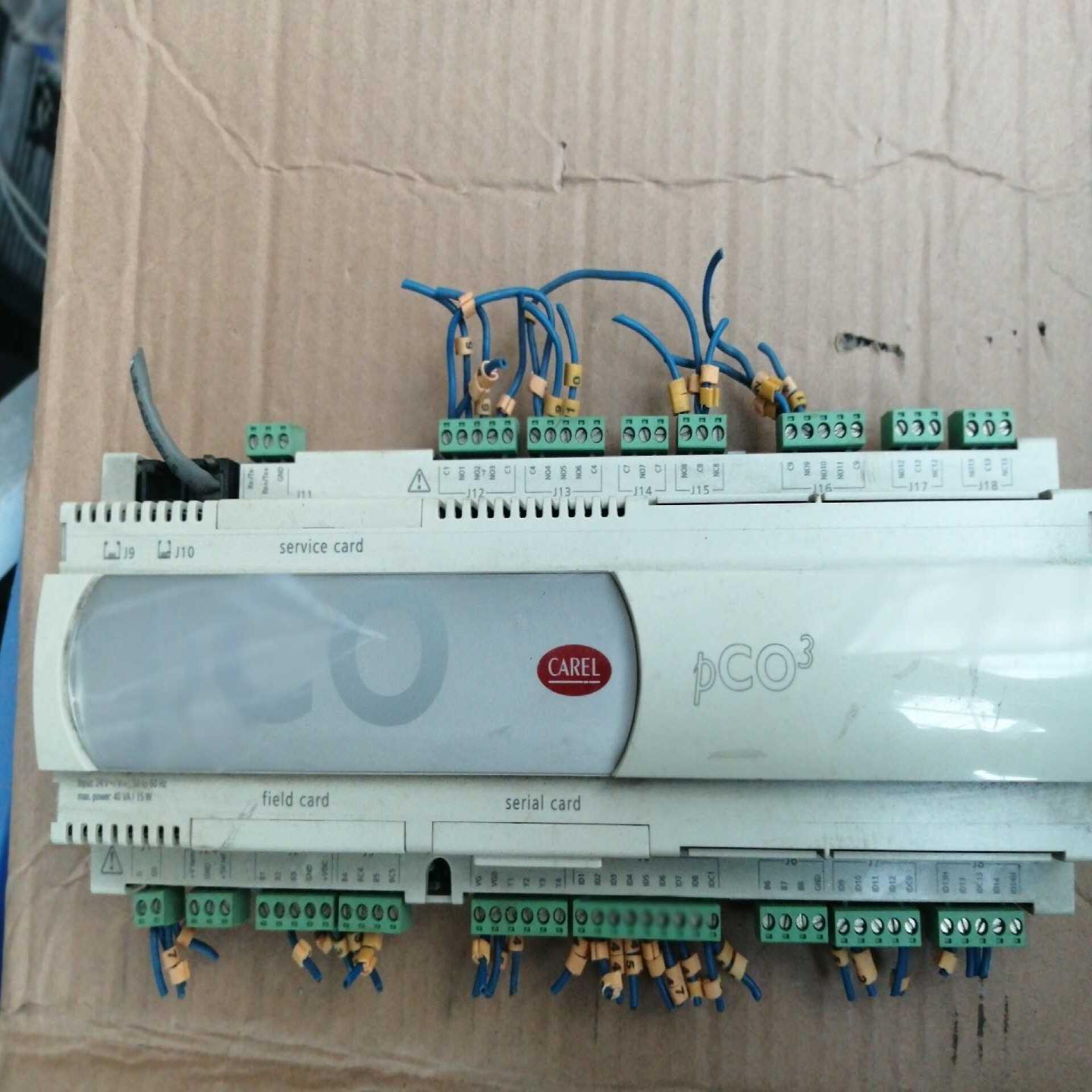 议~CAREL卡乐控制器PCO3