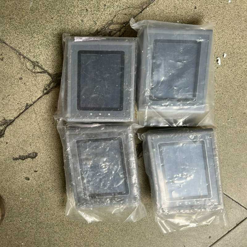 议~ 显控 触摸屏 SK-043FE 4台