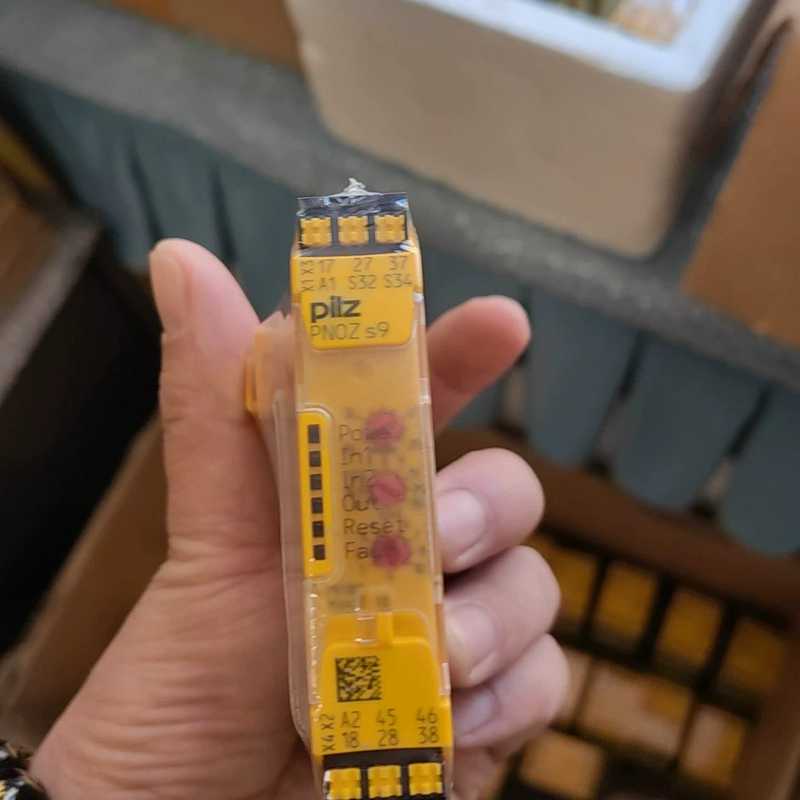 皮尔兹PNOZ安全继电器PilZ S9 750109全新原装（崽载电子）