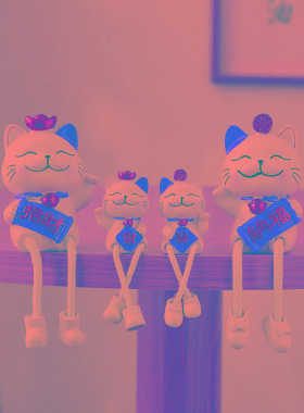 坐姿招财猫吊脚娃娃摆件家居装饰布置办公室桌面高级感一家