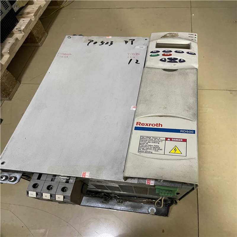 力士乐refu变频器 RD52.1-7N-045-L-V1-（咳咳电子）