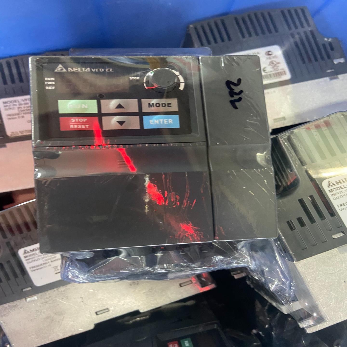 议~VFD022EL21A 台达变频器 2.2KW 220V