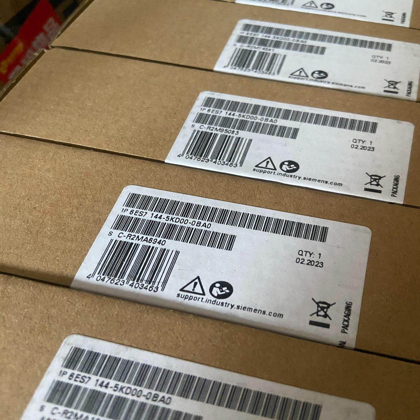 6ES7144-5KD00-0BA0。库存95(崽崽配件）