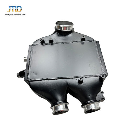 中冷器增压空气冷却器适用于宝马M3  F80  M4 F82