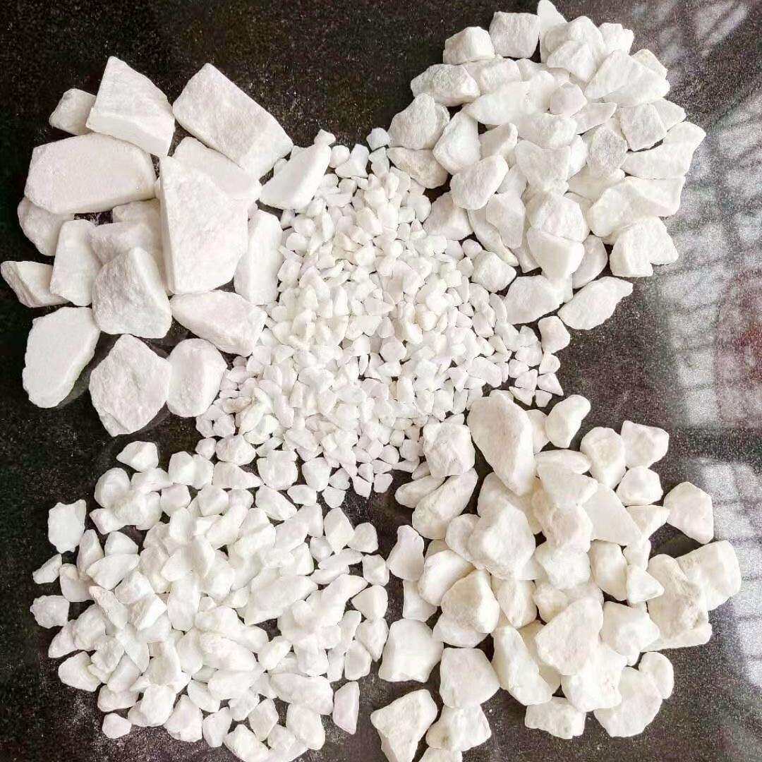 白色石子园林景观用白色砾石白色鹅卵石水磨石地面用白石子