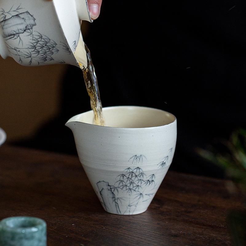 手绘墨竹公道杯分茶器中式复古简约陶瓷茶海家用茶具配件匀杯分杯