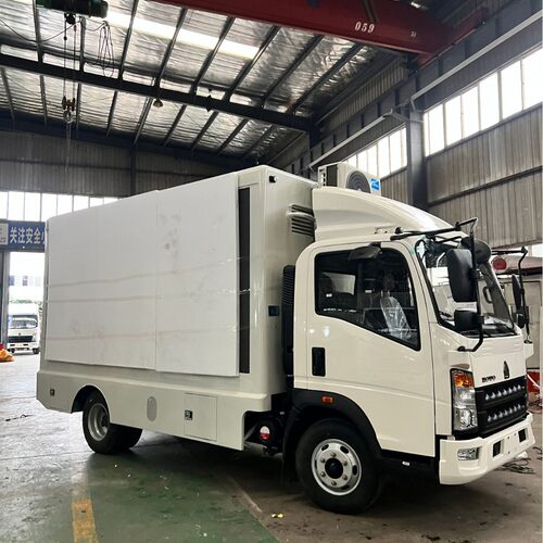 跨境出口大型LED广告传媒宣传牵引车 欧美澳洲户外媒体车大显示屏
