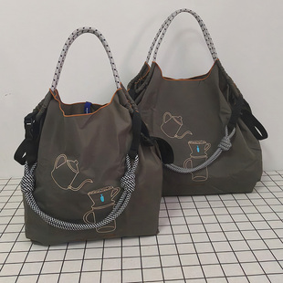 日系ball chain刺绣蓝瓶环保购物袋帆布包女大容量单肩斜挎通勤包