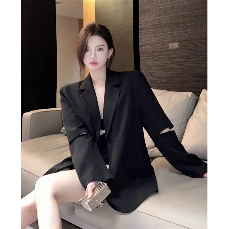 速发大码高级感黑色外套新款轻奢气质名媛设计小众西服上衣
