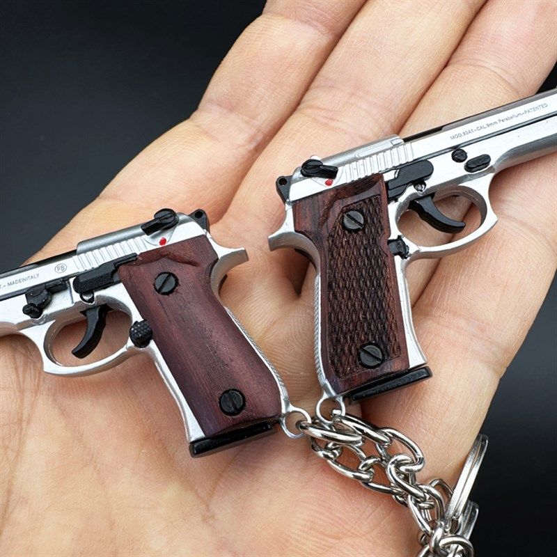 金属钥匙扣挂饰1:4实木手柄创意92F小枪钥匙链圈挎包X配件挂件礼,节庆用品/礼品,钥匙扣,淘宝优惠券,粉丝福利购,淘宝优惠卷
