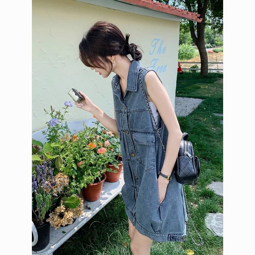南油深圳高端女装无袖牛仔连衣裙女夏季美式复古小众不撞款韩系ch