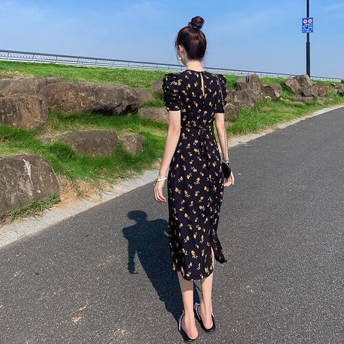 THE AIER茶2026显瘦女漂亮碎花爆款高级新款法式连衣裙桔梗裙子夏