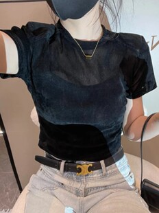 速发夏季 丝绒上衣设计感垫众小肩T恤潮 百尚时搭神范短款