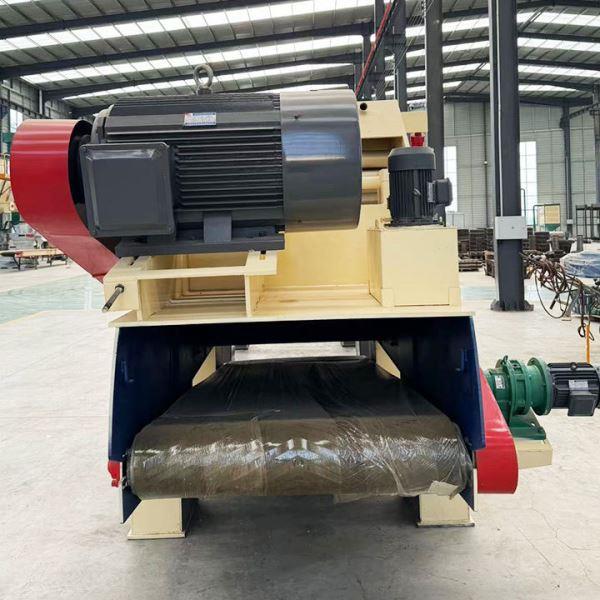 可移动大型综合破碎机粉碎木材杂木树枝秸秆塑料回收自动进料