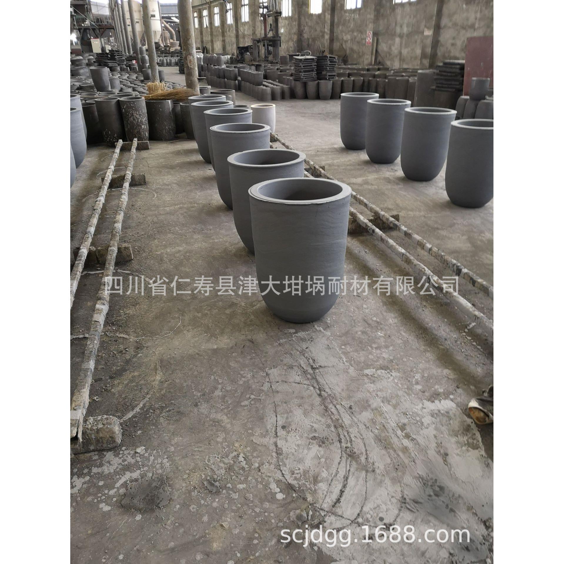 《生产厂家》石墨坩埚，碳化硅石墨坩埚石墨品质稳定