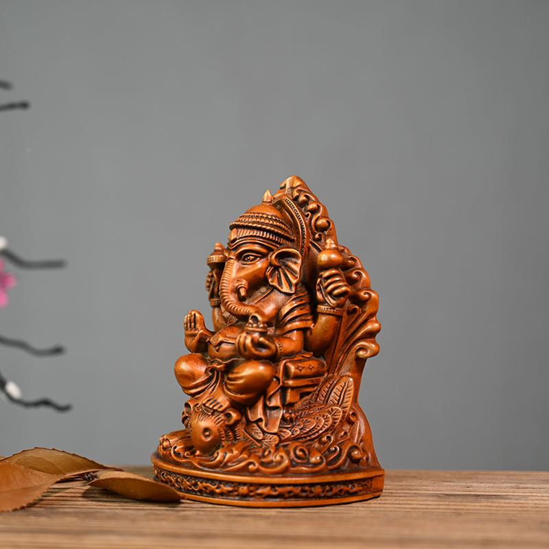 黄577杨木雕刻仿古做旧国象雕鼻神家居玄泰摆件摆饰木质刻关工艺